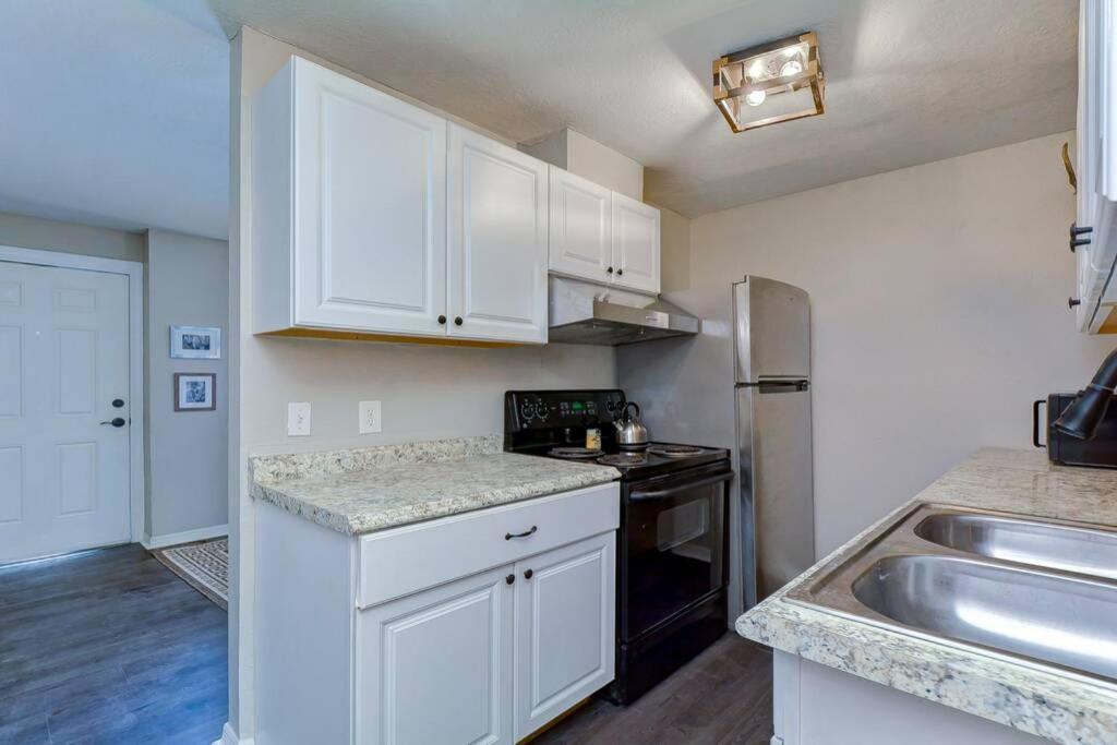 Driftwood Castle Urban Oasis With Firepit Near Convention Center And Amalie Arena, Room For 6 Tampa Exterior photo