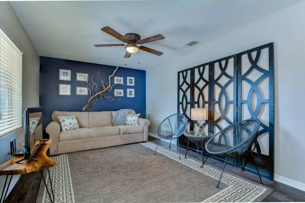 Driftwood Castle Urban Oasis With Firepit Near Convention Center And Amalie Arena, Room For 6 Tampa Exterior photo